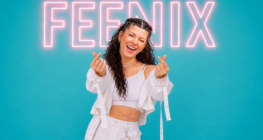 Tanssistudio Feenix K-POP -tanssiesitys